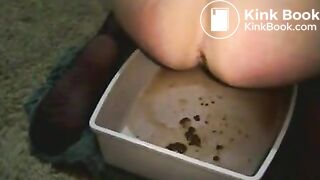 Sissy Marilisa gets a piss enema