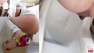 Beautiful Japanese Girls Pooping