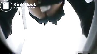 High school students in the toilet fart 1_5