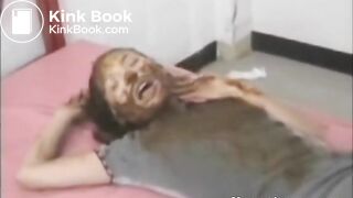 Thai Slut Eating Shit From Boss