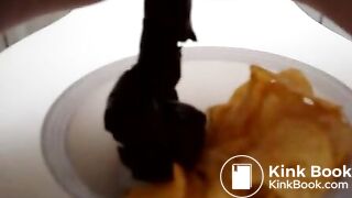 Chips mit Scheisse, Pisse und Sperm