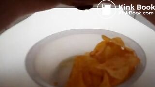 Chips mit Scheisse, Pisse und Sperm