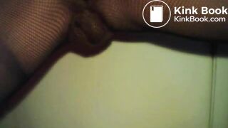 Beautiful webcam scat play girl2