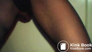 Beautiful webcam scat play girl2