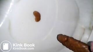 Farting and shitting on toilet