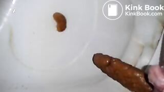 Farting and shitting on toilet