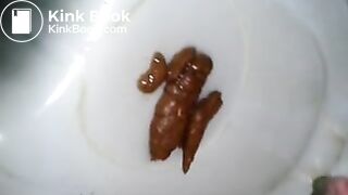 Farting and shitting on toilet