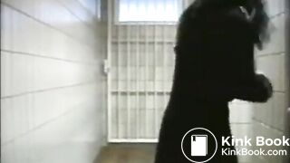 Dierrhea allover public WC