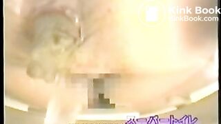 7923_poop_shitting