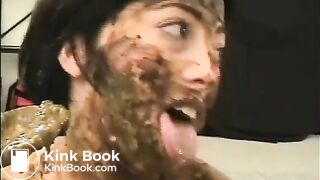 Hollywood Scat Amateurs # 10 - April & Michelle