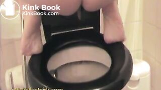 Huge turd coming from tight amateur asshole - Scat Video Collection