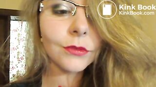 Hairy Mature Close Up Shit