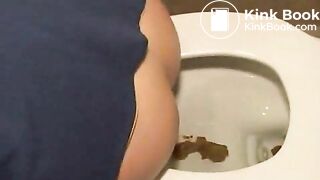 College_girls_pooping_-_Euro_Shoots_4_(Pt1)