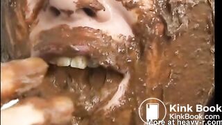 Sexy Girl Eating Shit