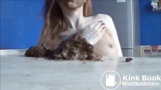 Messy Scat Solo By White Girl