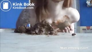 Messy Scat Solo By White Girl