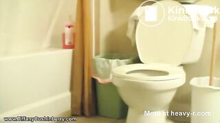 Extreme Big Woman Shitting