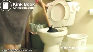 Extreme Big Woman Shitting