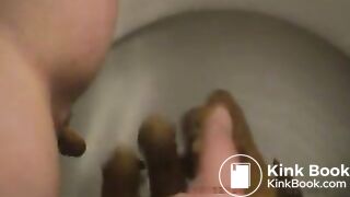 Mayonnaise in the hand