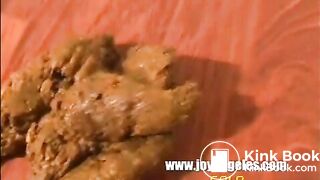 Pooping girls Joyangeles GOLD