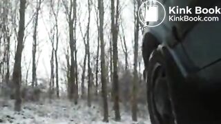 BBW SHITS IN SNOW