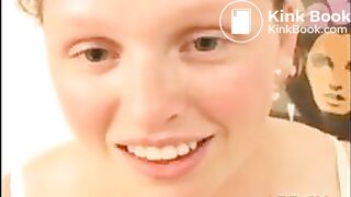 AmazingGirlsPooping (11)