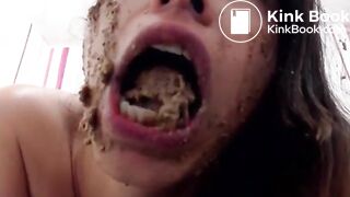 Latina Smears And Swallows Shit