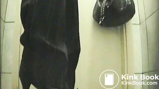 ar_poop_shitting
