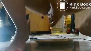 Dirty Housewife Pissing and Shitting