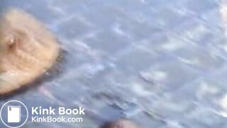 hübsches girl kackt so sweet