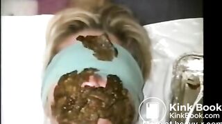 Dirty Amateur Is Shit On Her Face