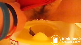 poop into baby potty-4