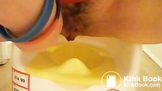 poop into baby potty-4