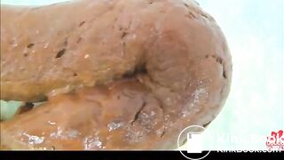 Asian Babe Squatting To Dump