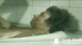 BBW BROWN BATH WATER 1