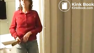 AmazingGirlsPooping (3)
