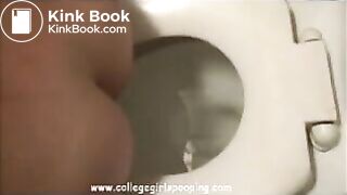 AmazingGirlsPooping (6)