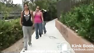 AmazingGirlsPooping (6)