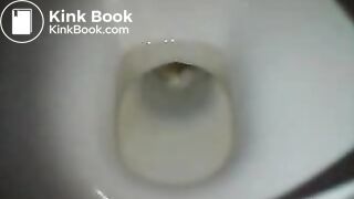 an unknown girl droppin a big one