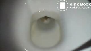 an unknown girl droppin a big one