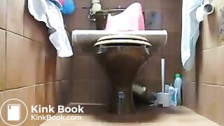 Nice girl shits on pic