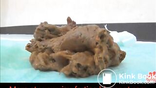 Pretty Girl Shitting