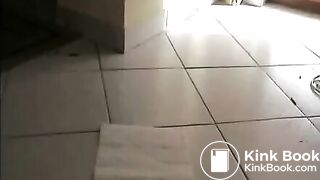 Pretty amateur chick shits on the toilet paper - Scat Video Collection