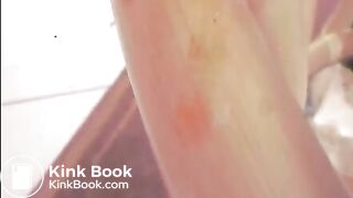 Pretty amateur chick shits on the toilet paper - Scat Video Collection