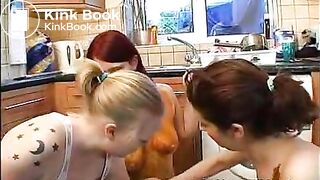 Louise and friends having a smearing session