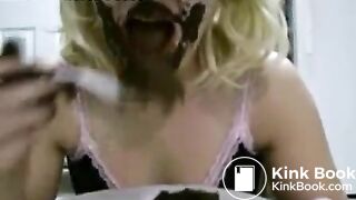 Eating Own Shit Cakemp4