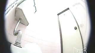 Pooping in Heels and nylon 3