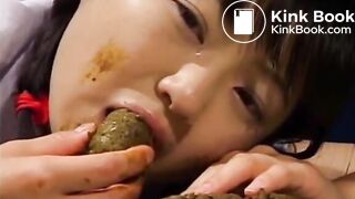 japan scat eating 2