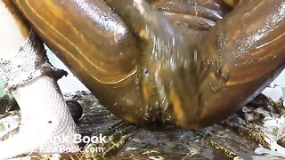 An OMFG Shit Caked Slut