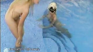 Anna and her friend shit into a swimming pool!